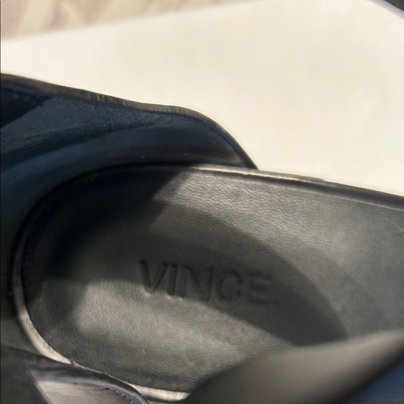 Vince Women's Black Ankle Strap Heels/Sandals - Picture 7 of 7